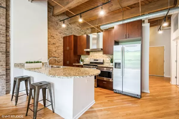 Chicago, IL 60607,1040 W Adams ST #346