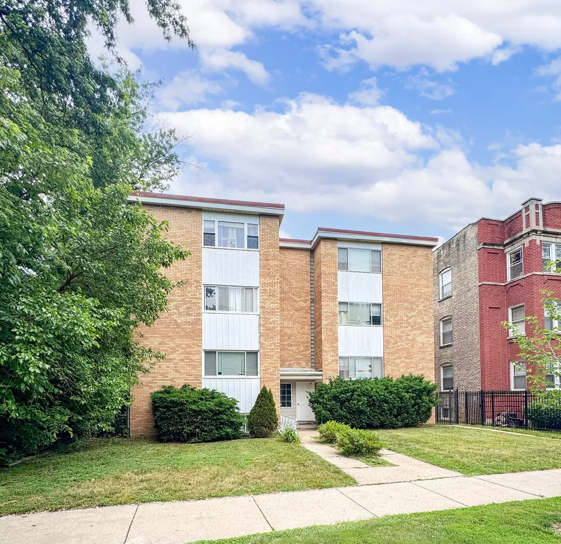 Evanston, IL 60202,209 Ridge AVE