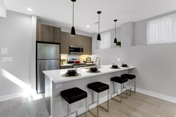 Chicago, IL 60608,1538 W 21st ST #2A