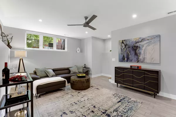 Chicago, IL 60608,1538 W 21st ST #2A
