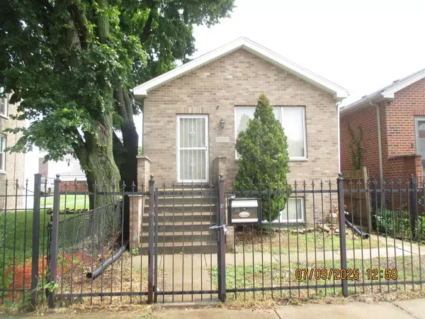 2257 S Avers AVE, Chicago, IL 60623