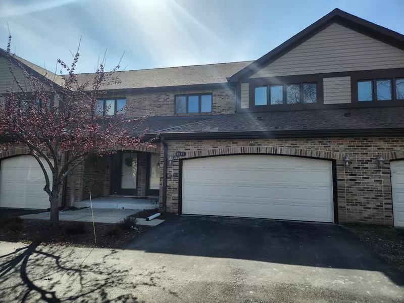 1835 Golf View DR, Bartlett, IL 60103