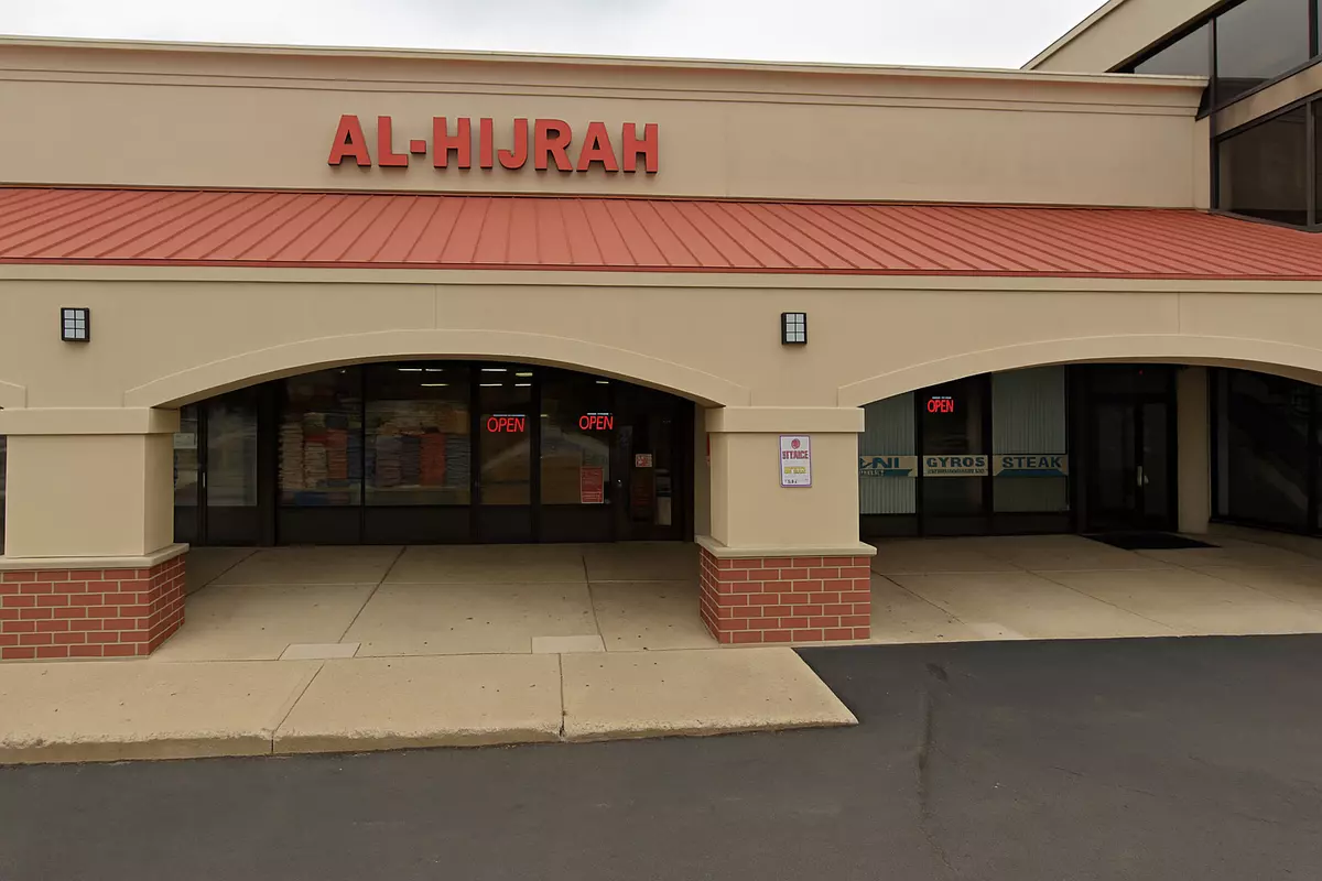 Glendale Heights, IL 60139,2043 Bloomingdale RD