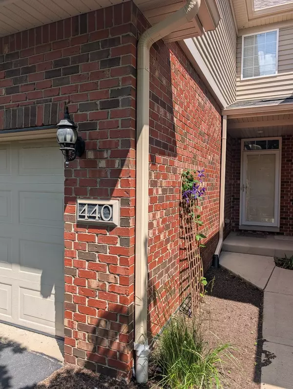 Naperville, IL 60540,440 N River RD