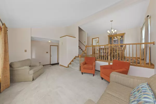 Downers Grove, IL 60516,10S467 Rutgers CT