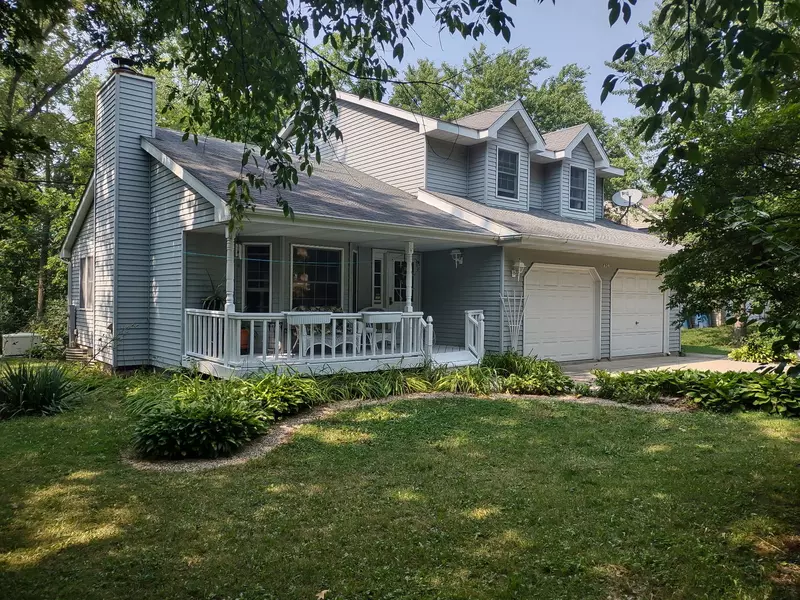 639 Huntley TER, Crete, IL 60417