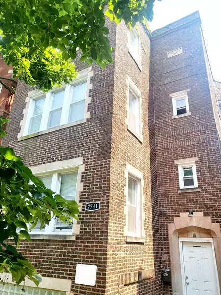 7741 S Yates BLVD #2, Chicago, IL 60649