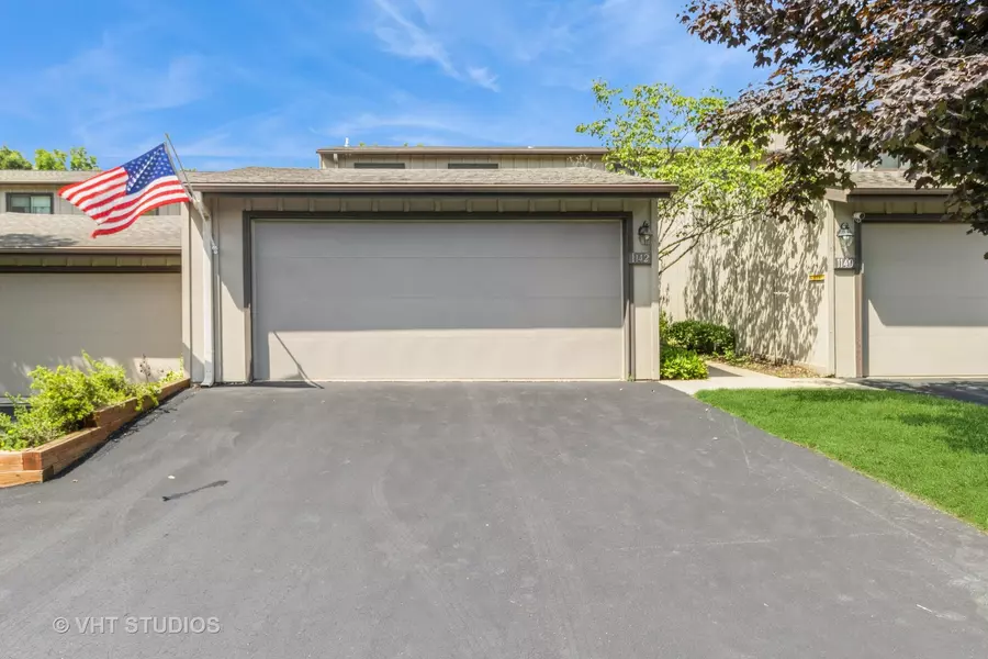 1142 Florimond DR, Elgin, IL 60123