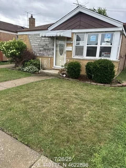 3827 W Hayford ST, Chicago, IL 60652