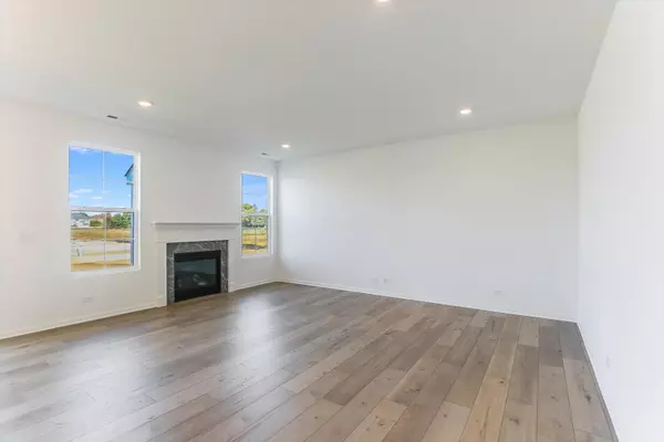 Oswego, IL 60543,730 Alberta AVE