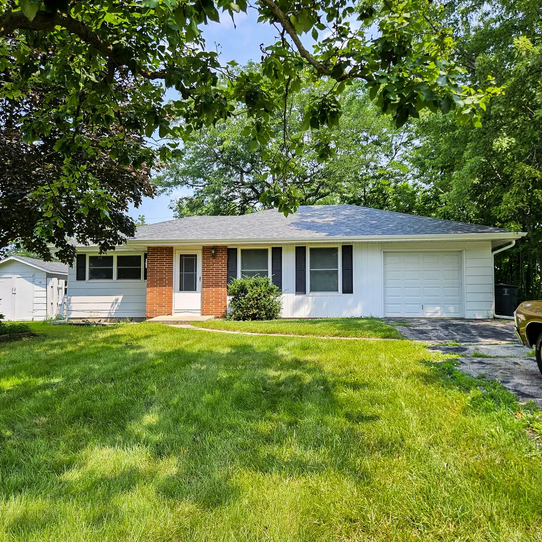 Lindenhurst, IL 60046,2308 E Sand Lake RD