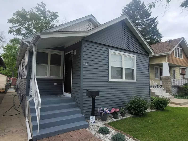 2676 N JULIAN TER, River Grove, IL 60171