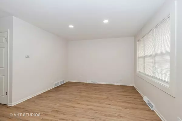 Chicago, IL 60619,9433 S Burnside AVE