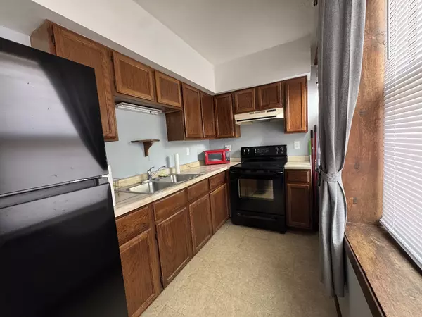 Dekalb, IL 60115,322 Lincoln HWY #1