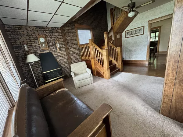 Compton, IL 61318,428 W Cherry ST