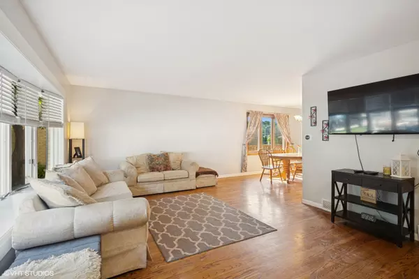 Itasca, IL 60143,530 Birch ST