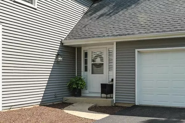 Naperville, IL 60540,1168 Banbury CIR