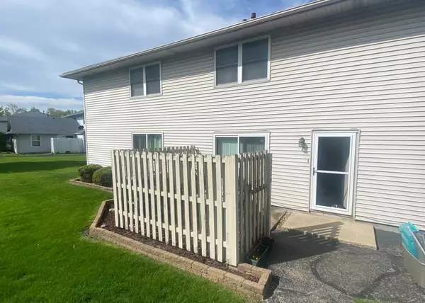 2340 Carnation DR #0, Crest Hill, IL 60403