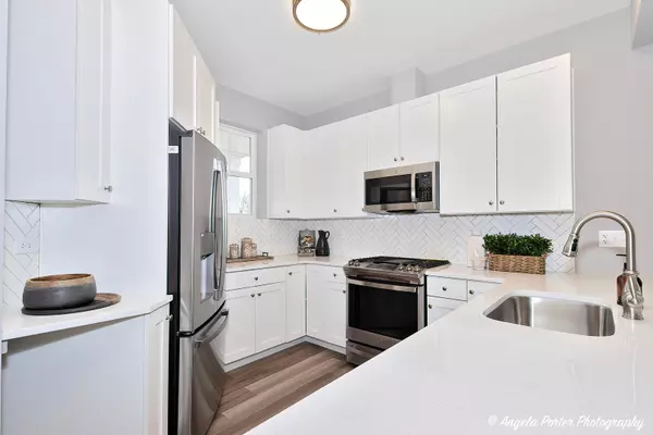 Johnsburg, IL 60051,3902 Monica LN
