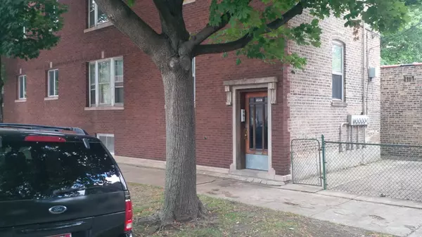 3549 N Seeley AVE #2, Chicago, IL 60618