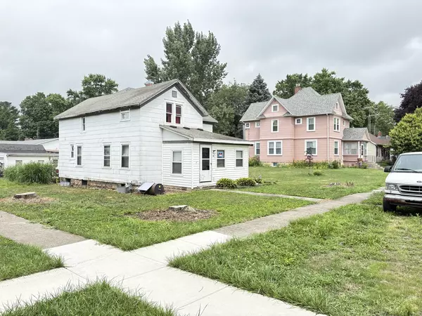 205 N Birch ST, Waterman, IL 60556
