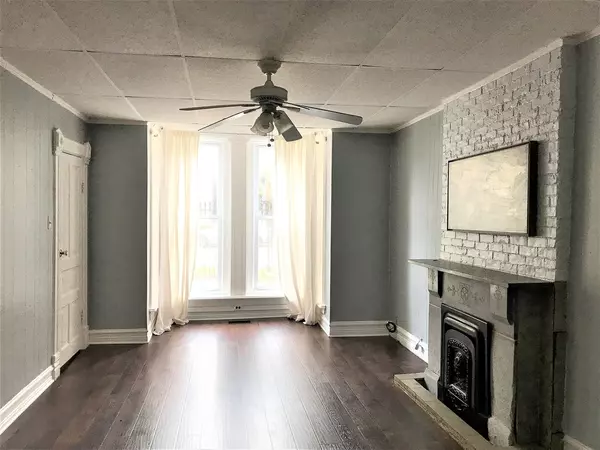 Chicago, IL 60612,1012 S Oakley BLVD #1
