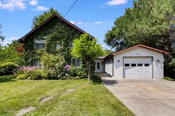 Island Lake, IL 60042,224 Channel DR