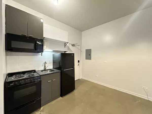 Chicago, IL 60640,1136 W Wilson AVE #227