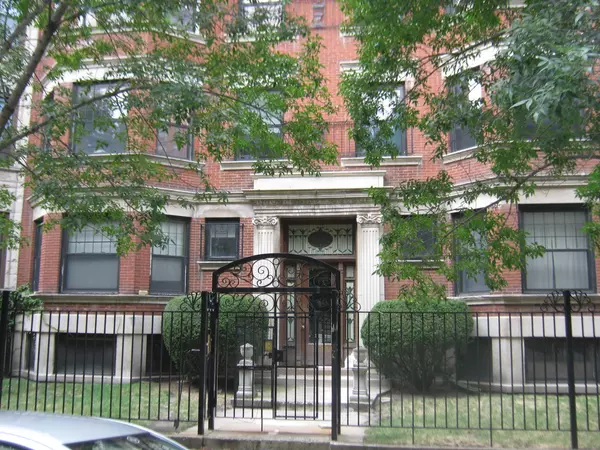 Chicago, IL 60640
