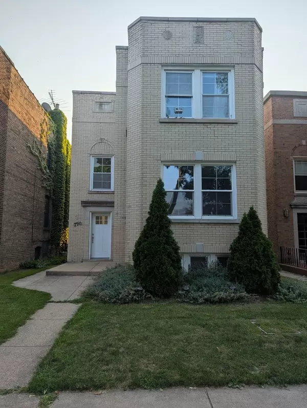 7910 Karlov AVE #1, Skokie, IL 60076