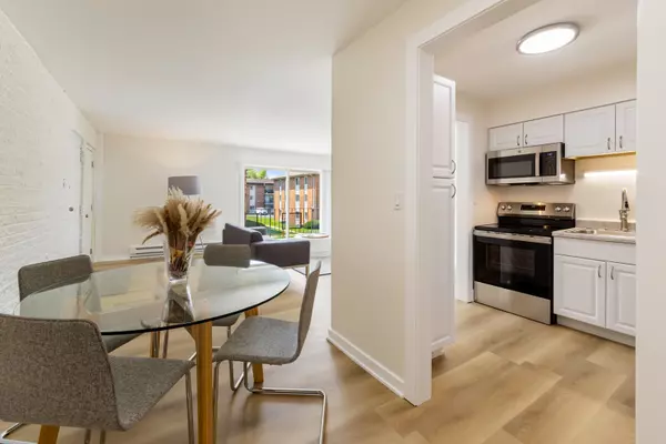 Blue Island, IL 60406,1850 Canal ST #2A