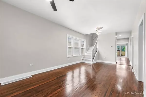 Chicago, IL 60628,45 E 101st PL