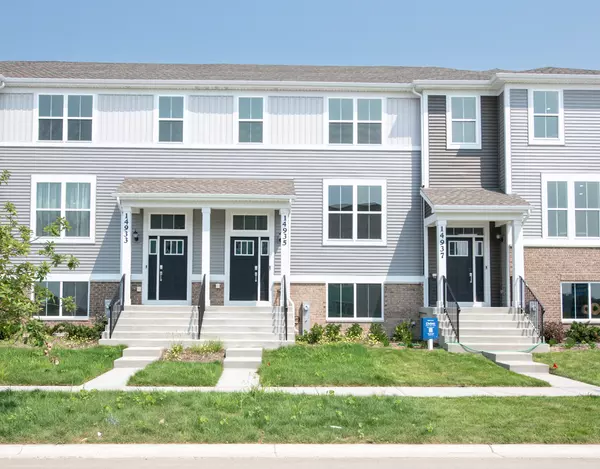 14935 S Dyer LN, Plainfield, IL 60544
