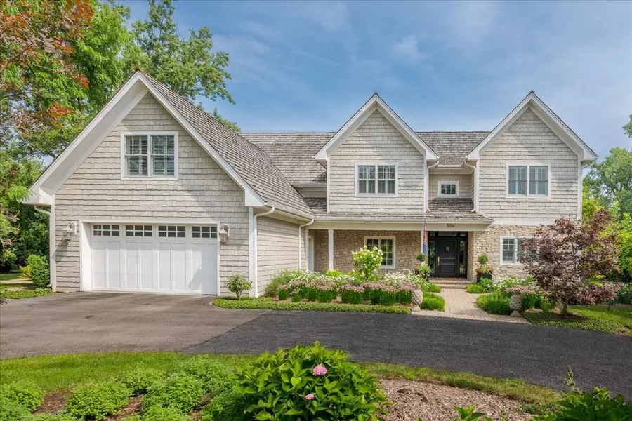 350 Sunset CT, Northbrook, IL 60062