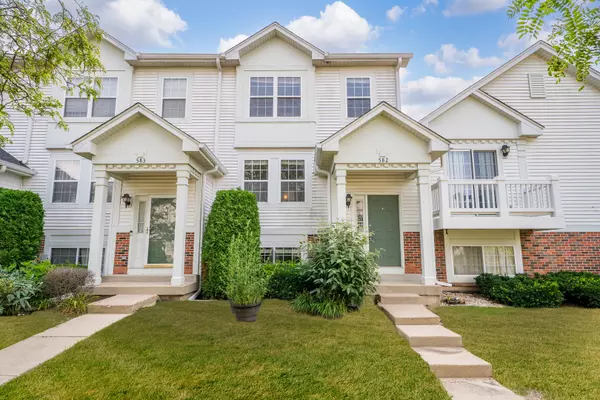 Round Lake, IL 60073,582 Holiday LN