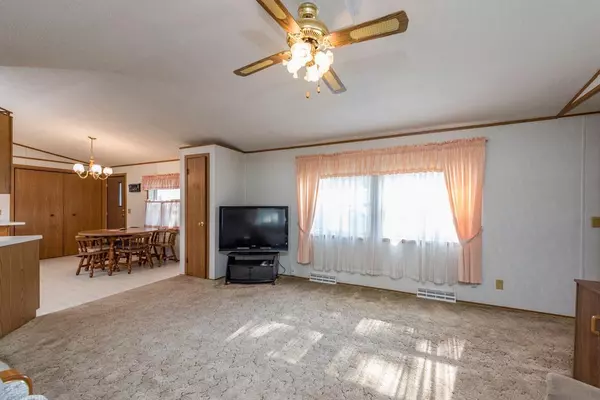 Park City, IL 60085,3188 Patricia LN