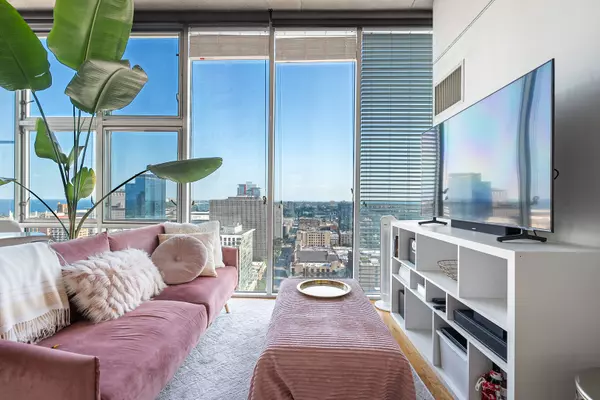 Chicago, IL 60616,1720 S Michigan AVE #2609