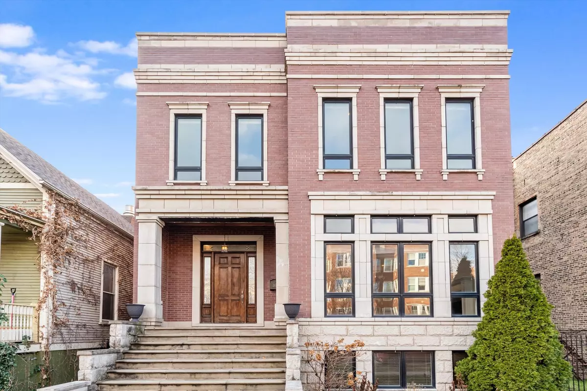 Chicago, IL 60647,2632 N TALMAN AVE