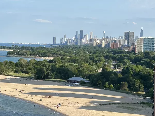 Chicago, IL 60660,6007 N Sheridan RD #12A