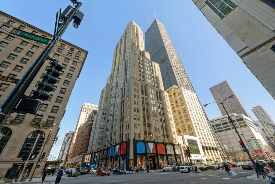 159 E Walton PL #22A, Chicago, IL 60611