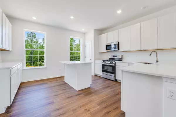 Volo, IL 60020,524 Red Oak CIR #2306