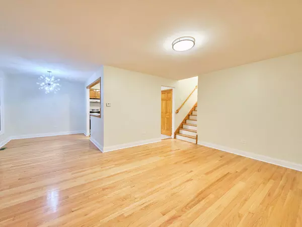 Country Club Hills, IL 60478,18207 Ravisloe TER