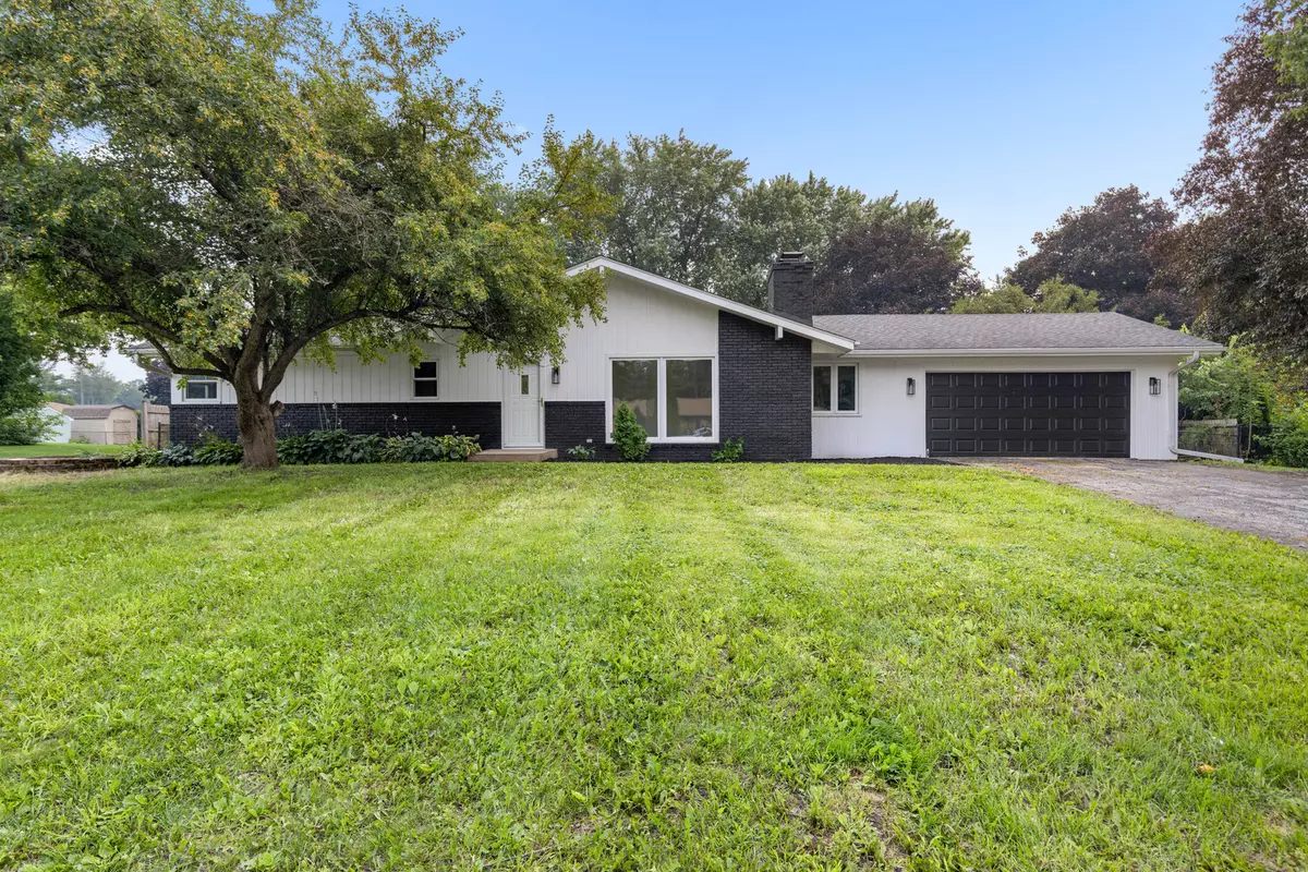 Rockford, IL 61109,3162 Far Hill RD