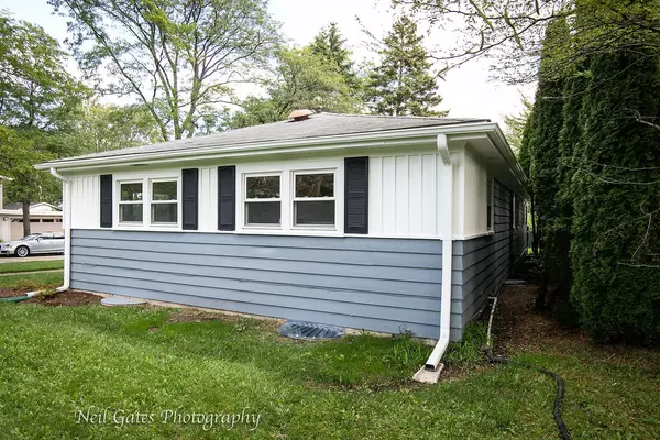 Highland Park, IL 60035,690 Highland PL