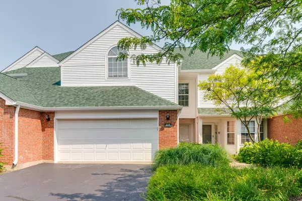 115 Meadowbrook LN #115, Lake Bluff, IL 60044