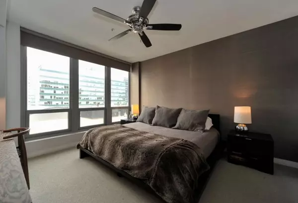 Chicago, IL 60661,565 W QUINCY ST #1505