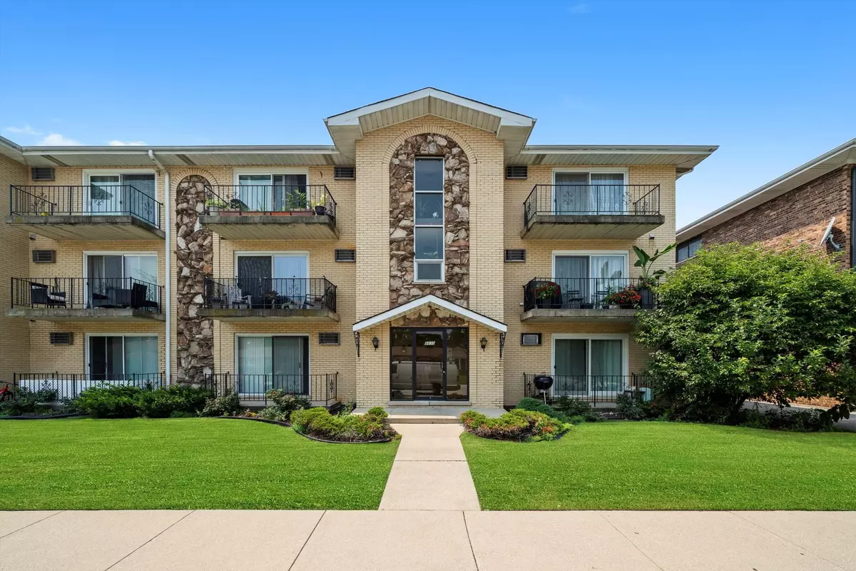 Oak Lawn, IL 60453,8830 Mobile AVE #101