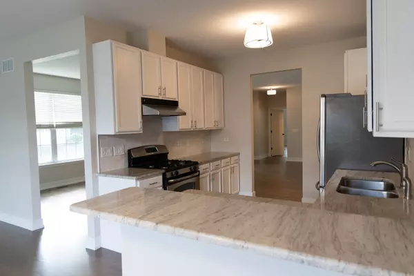Naperville, IL 60564,2836 Hillcrest CIR