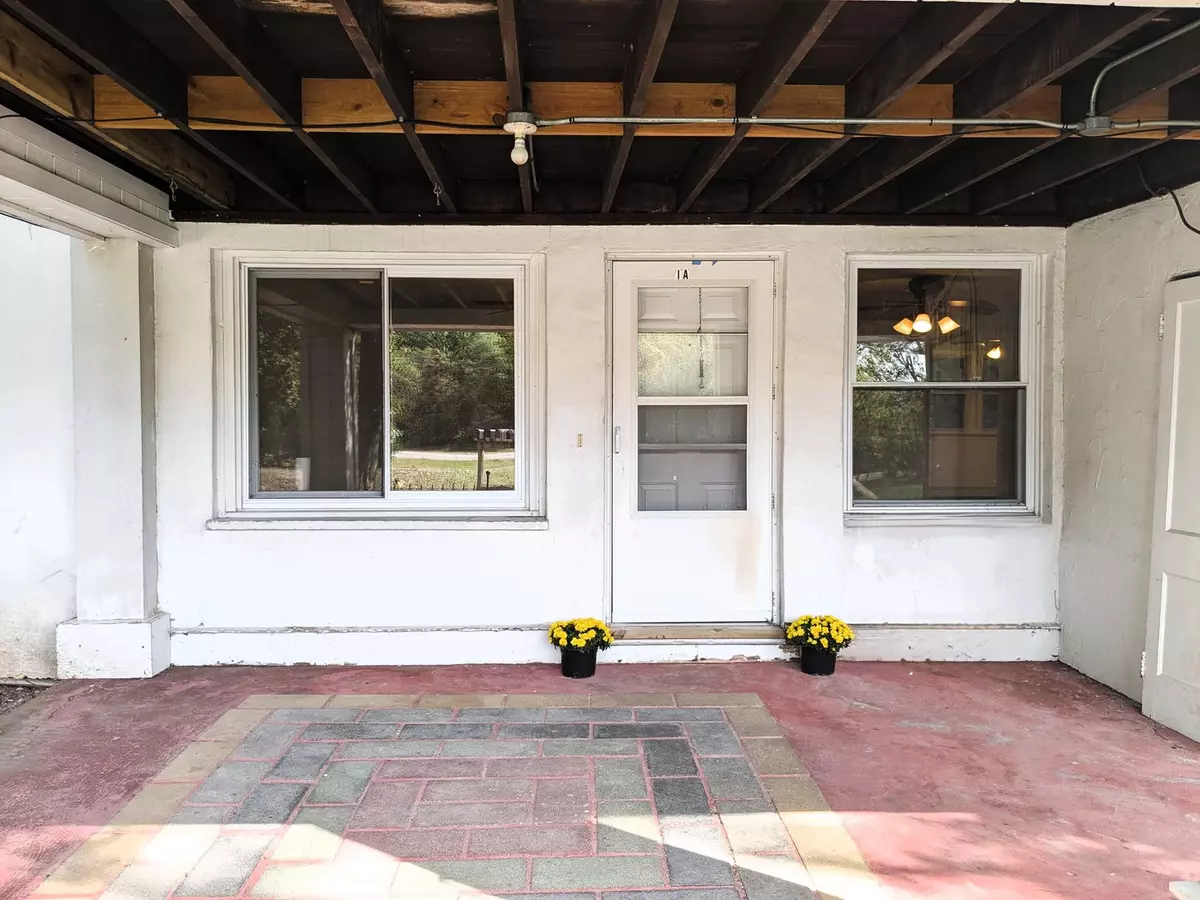 Spring Grove, IL 60081,38185 N State Park RD #1B