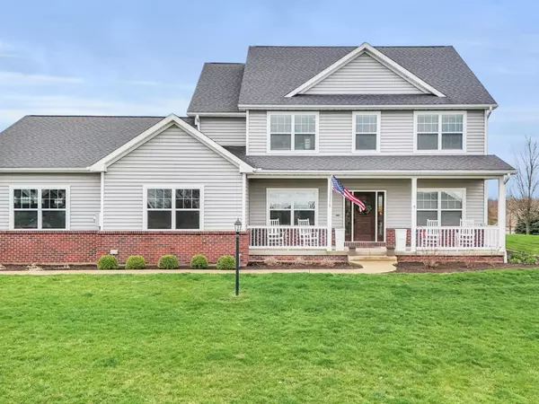 Monticello, IL 61856,5 Fieldcrest DR